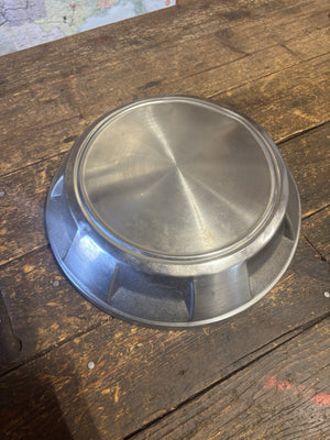 OEM 1989 - 1993 DODGE RAM 250 1ST GEN CUMMINS 2WD HUB CAP