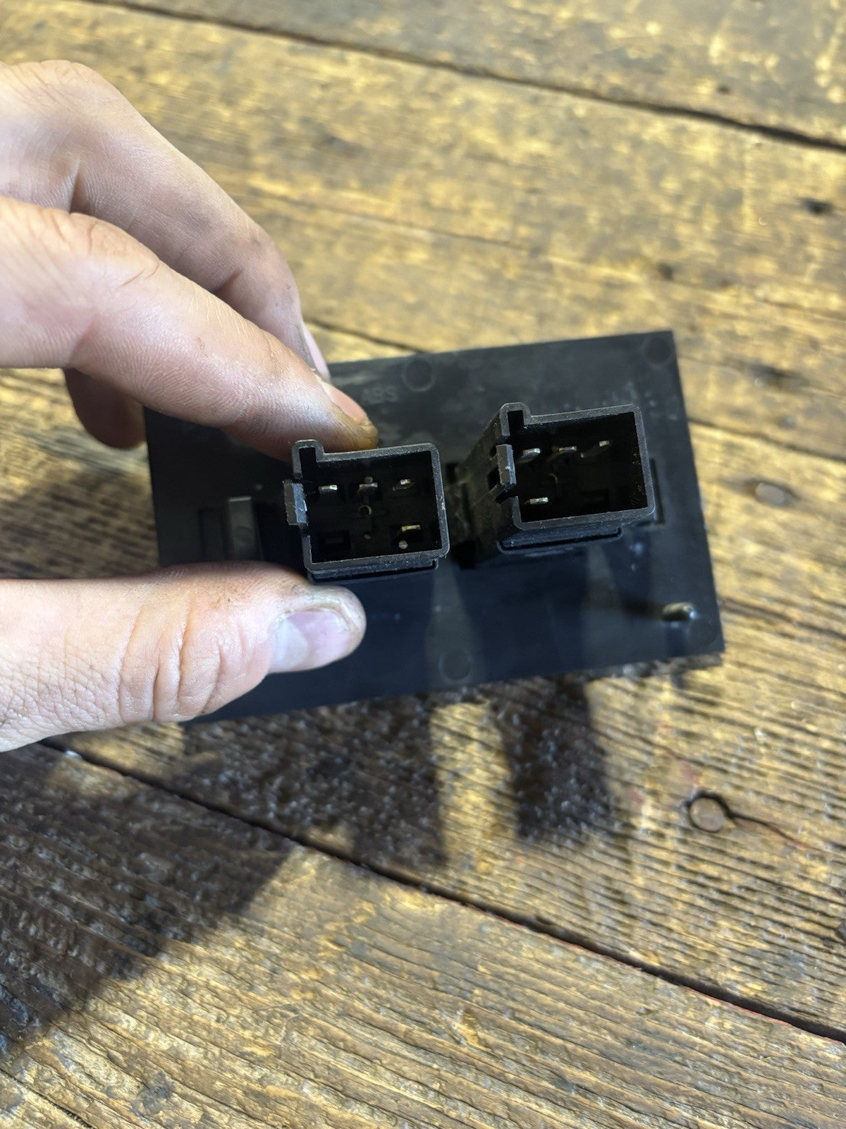 1991 1992 1993 DODGE RAM CUMMINS OVERDRIVE ON OFF SWITCH CARGO LIGHT 55026511