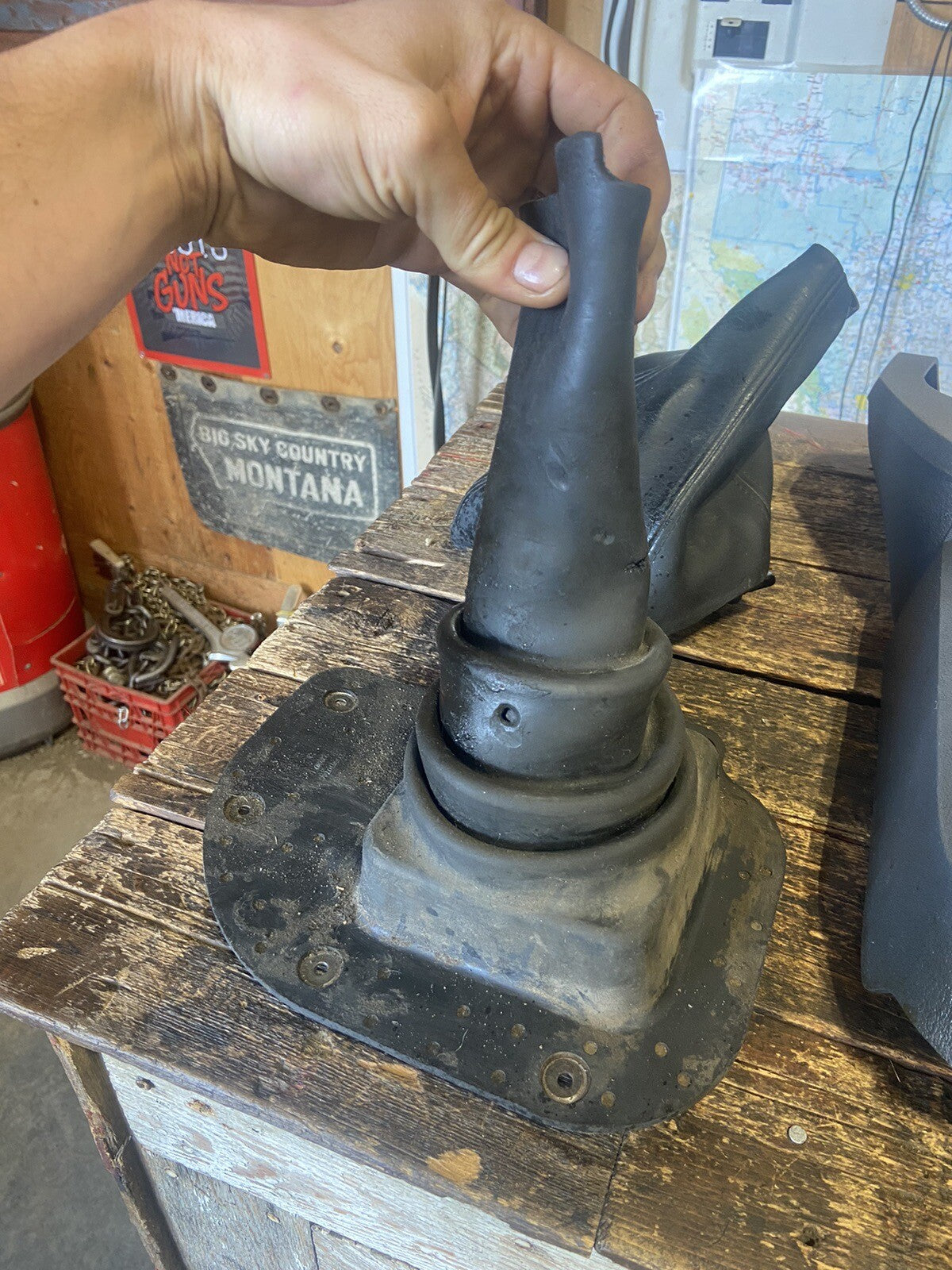 2006 - 2009 DODGE RAM MANUAL TRANSMISSION SHIFTER SURROUND CONSOLE BOOTS SET