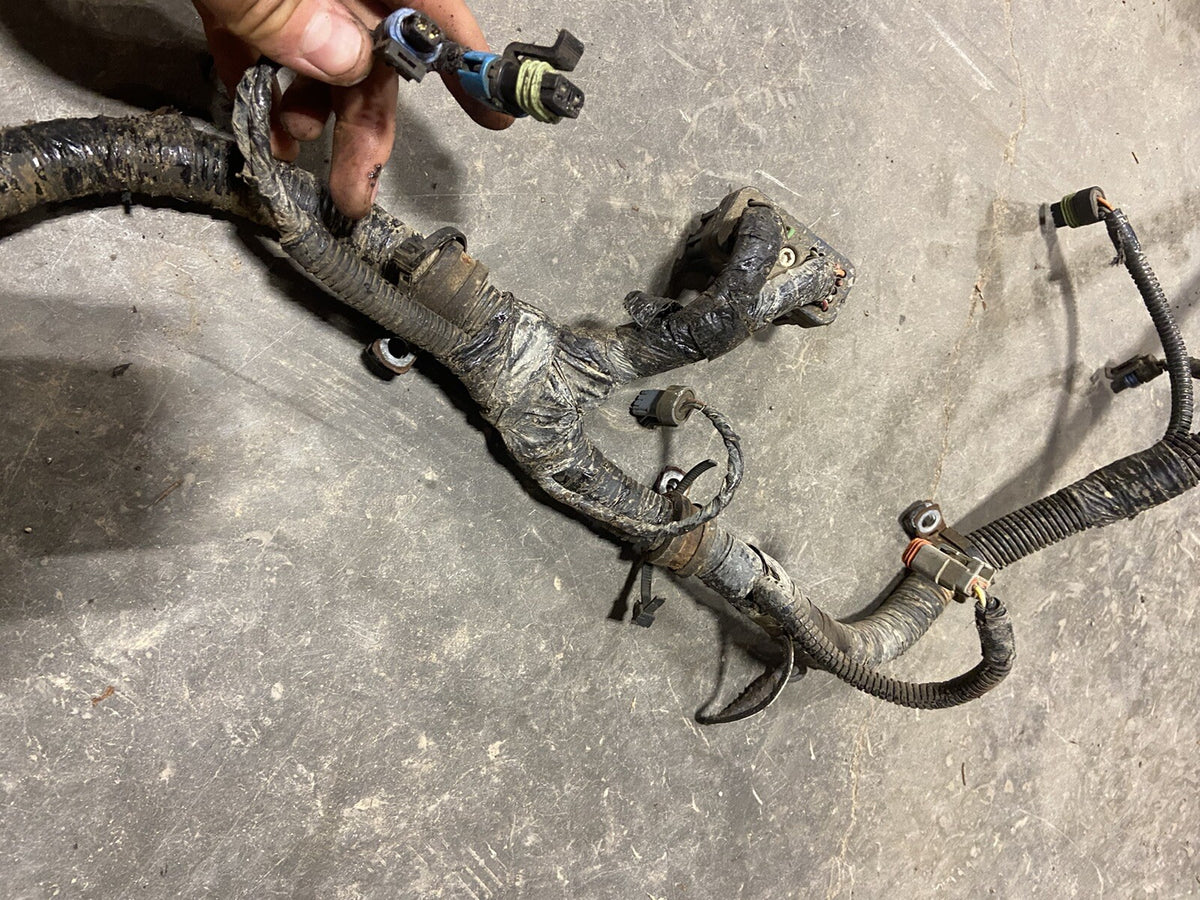 2001 DODGE RAM 24V CUMMINS AUTOMATIC COMPLETE ENGINE PCM / TRANS HARNESS 3947201