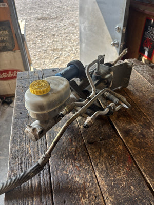 1998 1999 2000 DODGE RAM 2500 3500 CUMMINS HYDROBOOST BRAKE UNIT 52009649