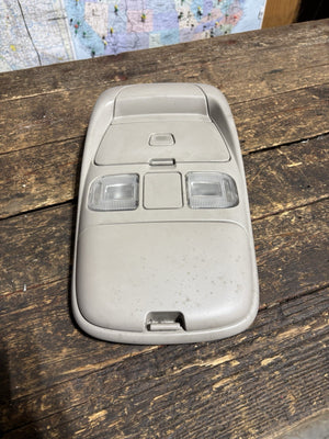 1999 2000 2001 2002 DODGE RAM 2500 3500 OVERHEAD CONSOLE SUNGLASSES HOLDER LIGHT