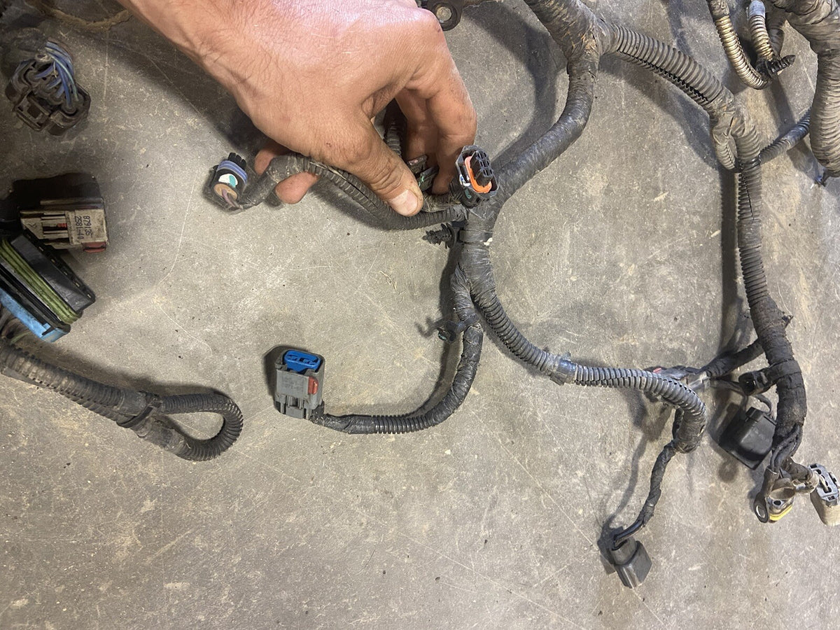 2012 RAM 6.7L CUMMINS COMPLETE MANUAL TRANS ENGINE HARNESS 68085412AF , 5291102
