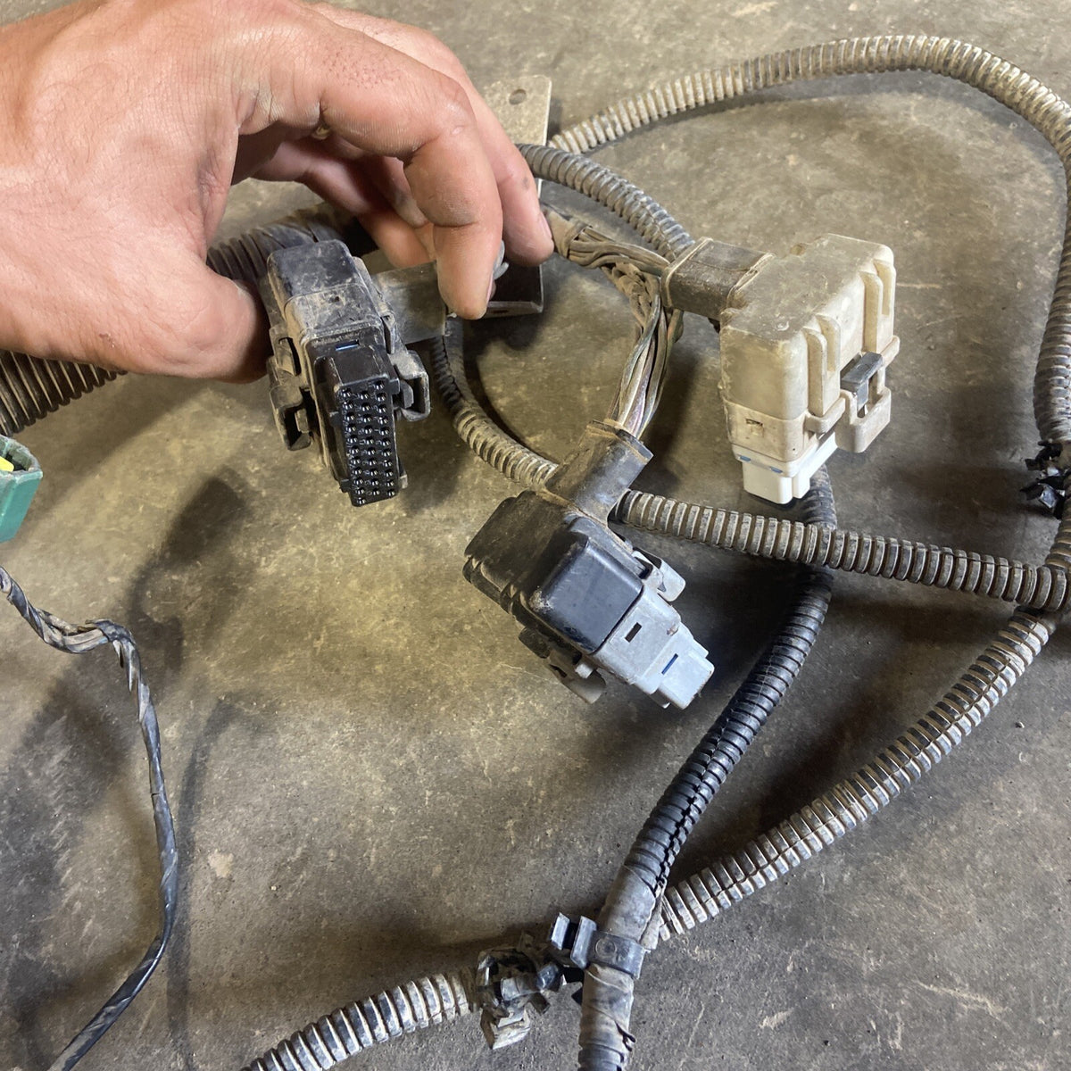 2001 2002 DODGE RAM 5.9L 24V CUMMINS PCM TRANSMISSION WIRING HARNESS 56045904AB