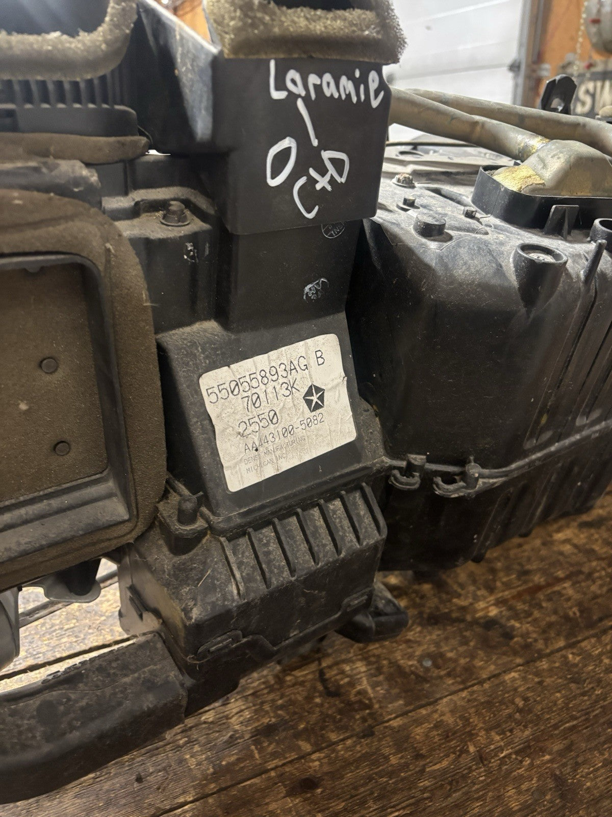 1999 - 2002 Dodge Ram 2500 3500 Cummins HVAC heater AC box 55055893AG