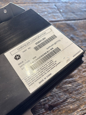 2010 - 2012 Dodge Ram Laramie Stereo Audio Radio Amplifier 05064418 AH OEM