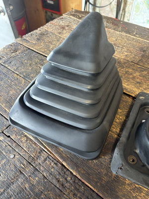 1989 - 1993 DODGE RAM 1ST GEN CUMMINS OEM SHIFT SHIFTER BOOT SET