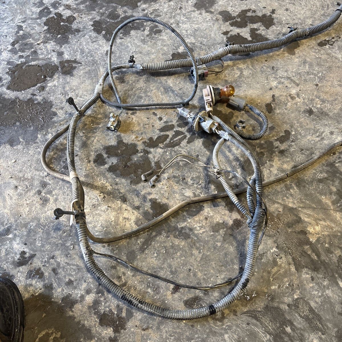 2008 DODGE RAM 2500 3500 6.7L CUMMINS 6spd G56 ENGINE BAY HARNESS 68035301ac