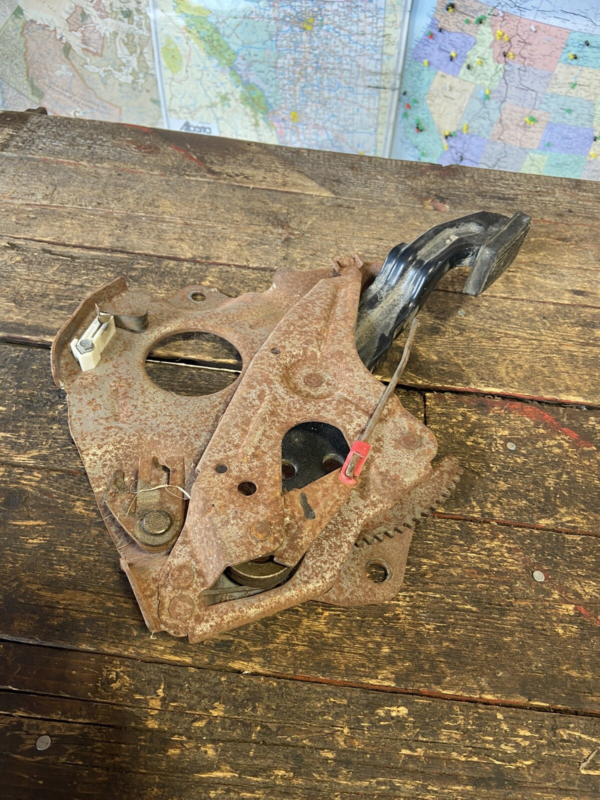 2003 - 2009 DODGE RAM 2500 3500 EMERGENCY EBRAKE BRAKE PEDAL ASSEMBLY 52010176AB