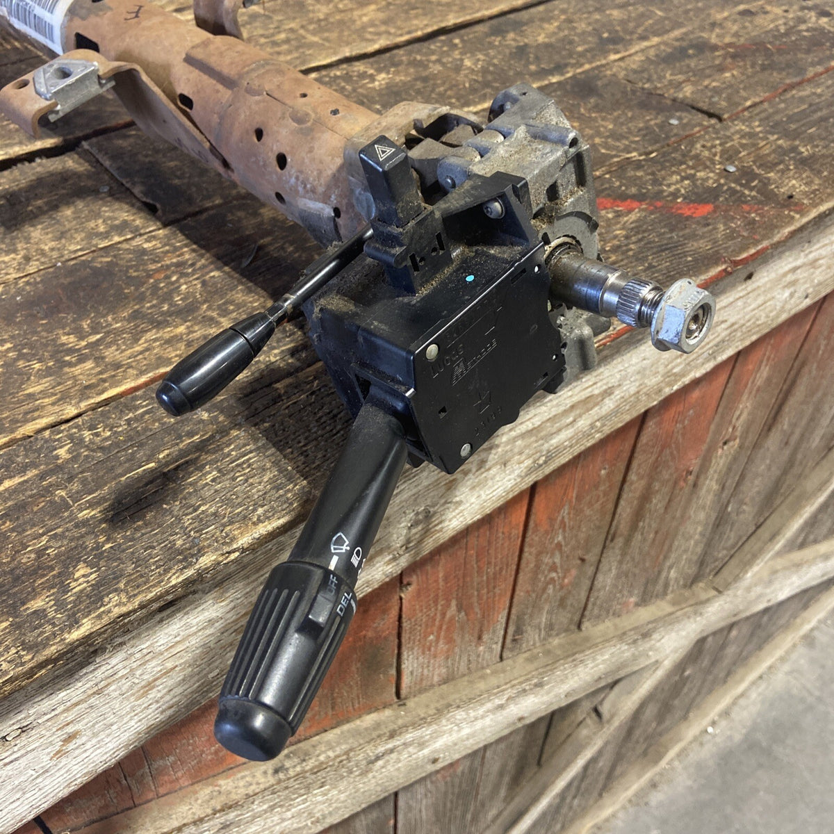 1998 - 2002 DODGE RAM 2500 3500 STEERING COLUMN MANUAL TRANS W TILT PN 55351176 