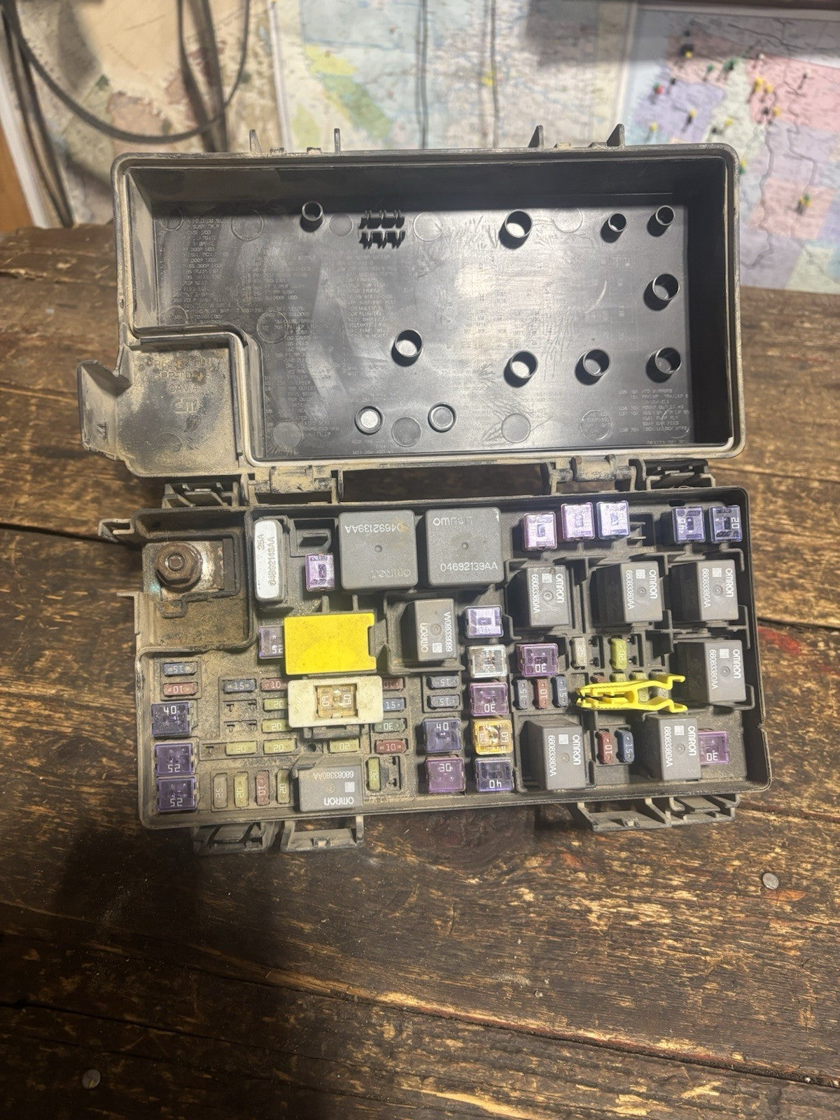 2012 RAM 3500 CUMMINS TIPM INTEGRATED CONTROL POWER MODULE 68089322af FUSEBOX