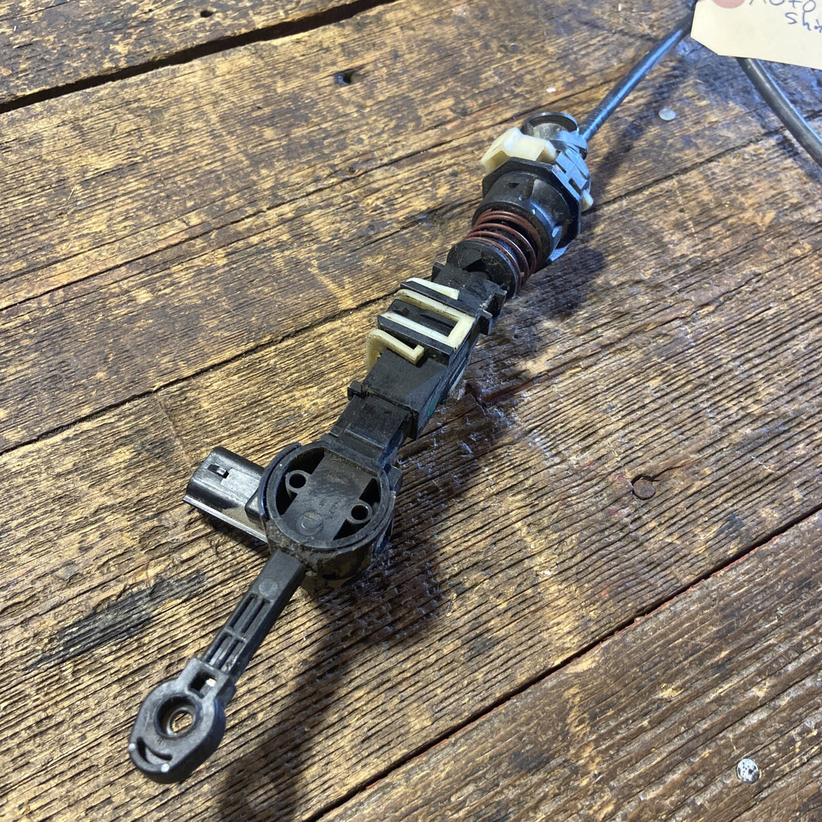 2003 - 2007 DODGE RAM 2500 3500 CUMMINS AUTOMATIC TRANS SHIFTER CABLE 52107846