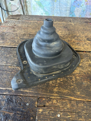 2002 - 2005 Dodge Ram 1500 2500 3500 Manual Inner Shifter Boot OEM 52107792