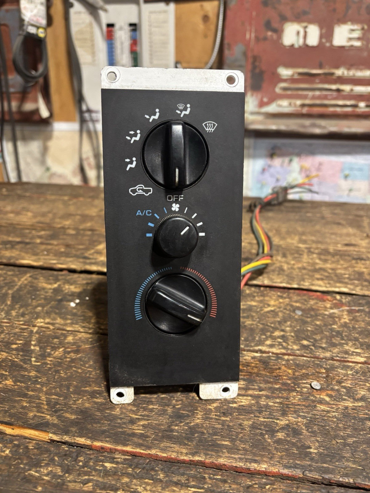 1994-1997 DODGE RAM 2500 3500 DIESEL CLIMATE AC HEATER CONTROL SWITCH 55037027