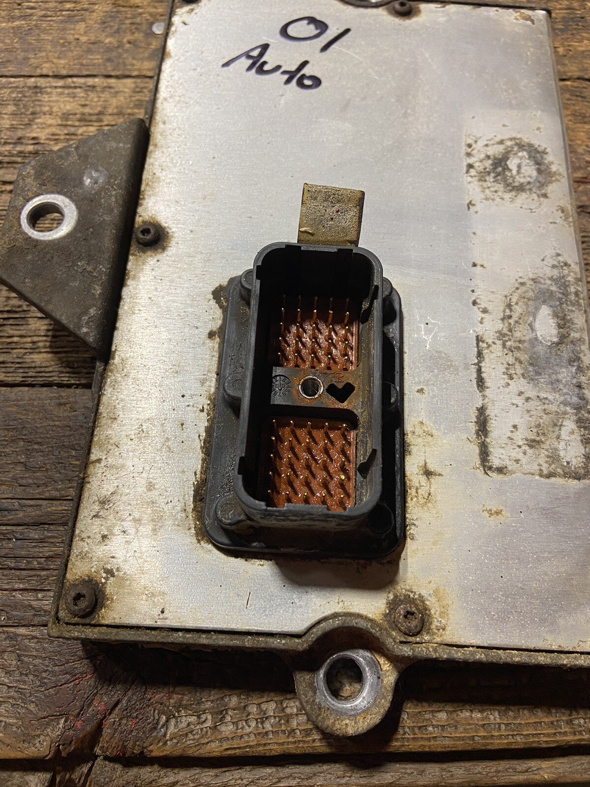 2001 DODGE RAM 2500 3500 CUMMINS ECM ECU COMPUTER ENGINE CONTROL MODULE 3947412