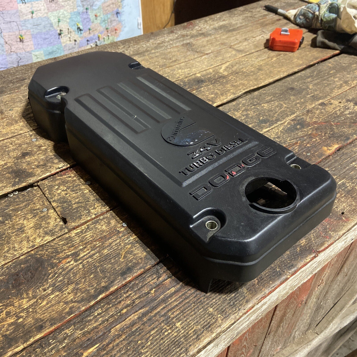 2003 2004 2005 DODGE RAM 2500 3500 5.9L CUMMINS DECORATIVE VALVE COVER 3957143