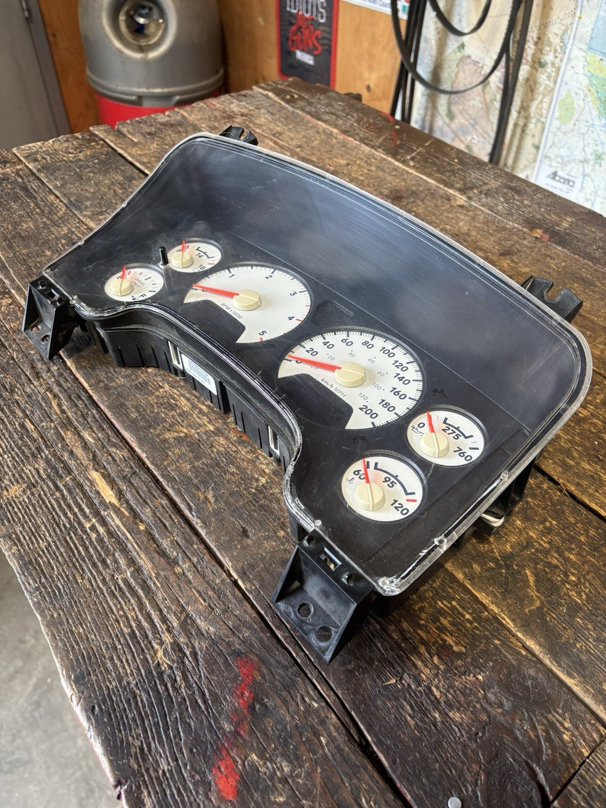 2006 2007 DODGE RAM  5.9L CUMMINS MANUAL GAUGE CLUSTER 175km P05172051Ae