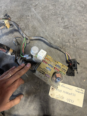 1990 DODGE RAM TRUCK GAS DASH WIRING HARNESS NO AC BASE MODEL 56004531