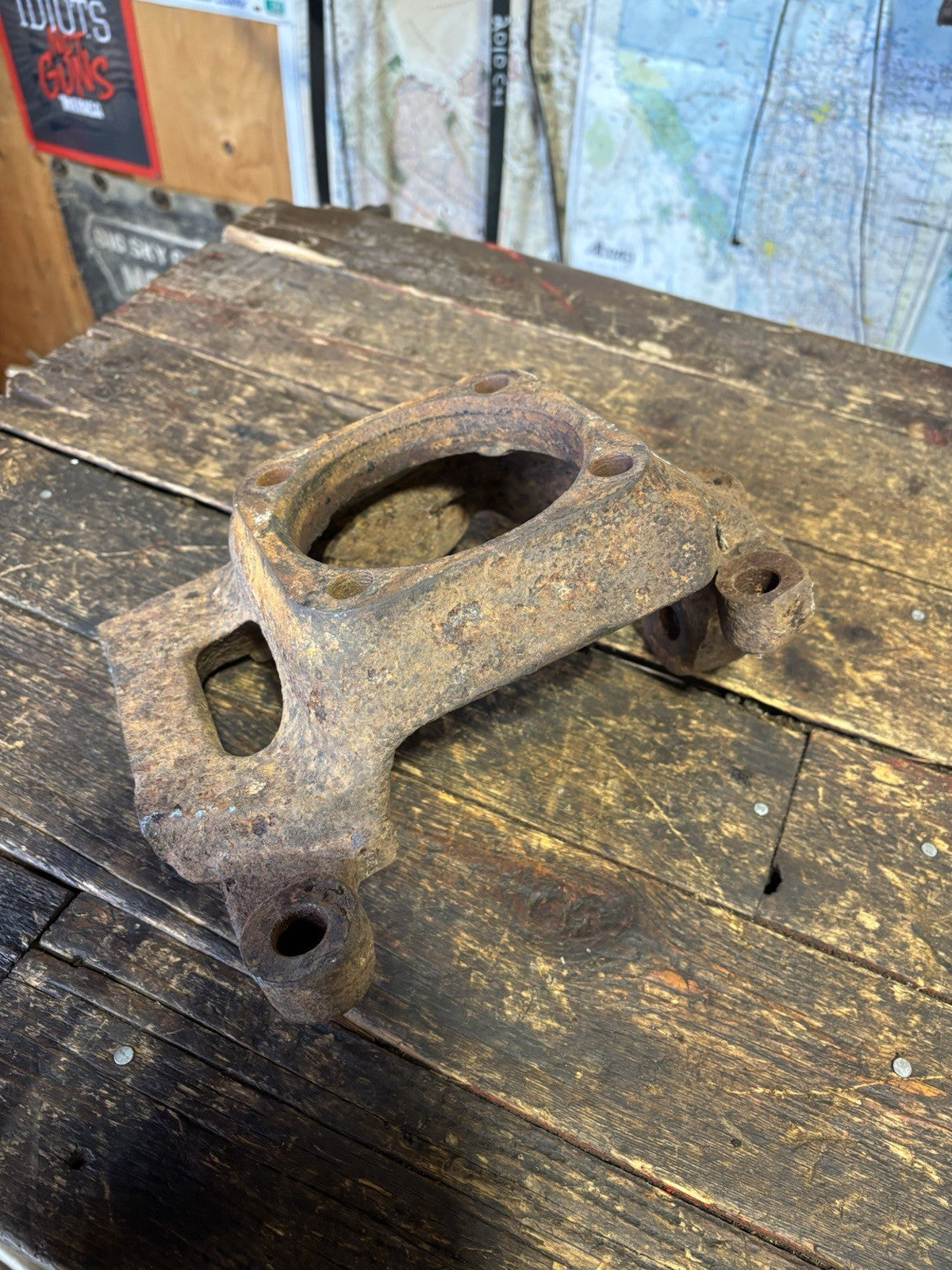 2003-2009 DODGE RAM 2500 3500 CUMMINS DRIVER SIDE STEERING KNUCKLE PN 40014590