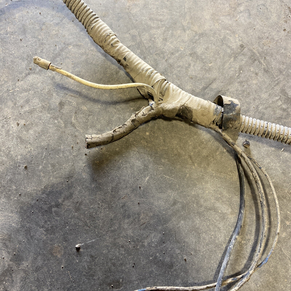 1990 1991 1992 1993 DODGE RAM 250 350 CUMMINS FRAME CHASSIS REGCAB LONGBOX