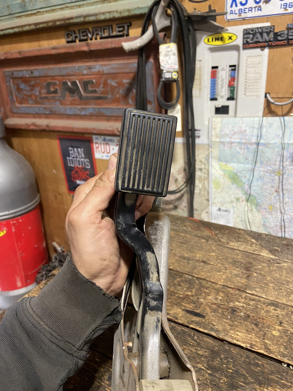 2010 - 2012 DODGE RAM 2500 3500 CUMMINS EBRAKE EMERGENCY BRAKE PEDAL 52010176AG