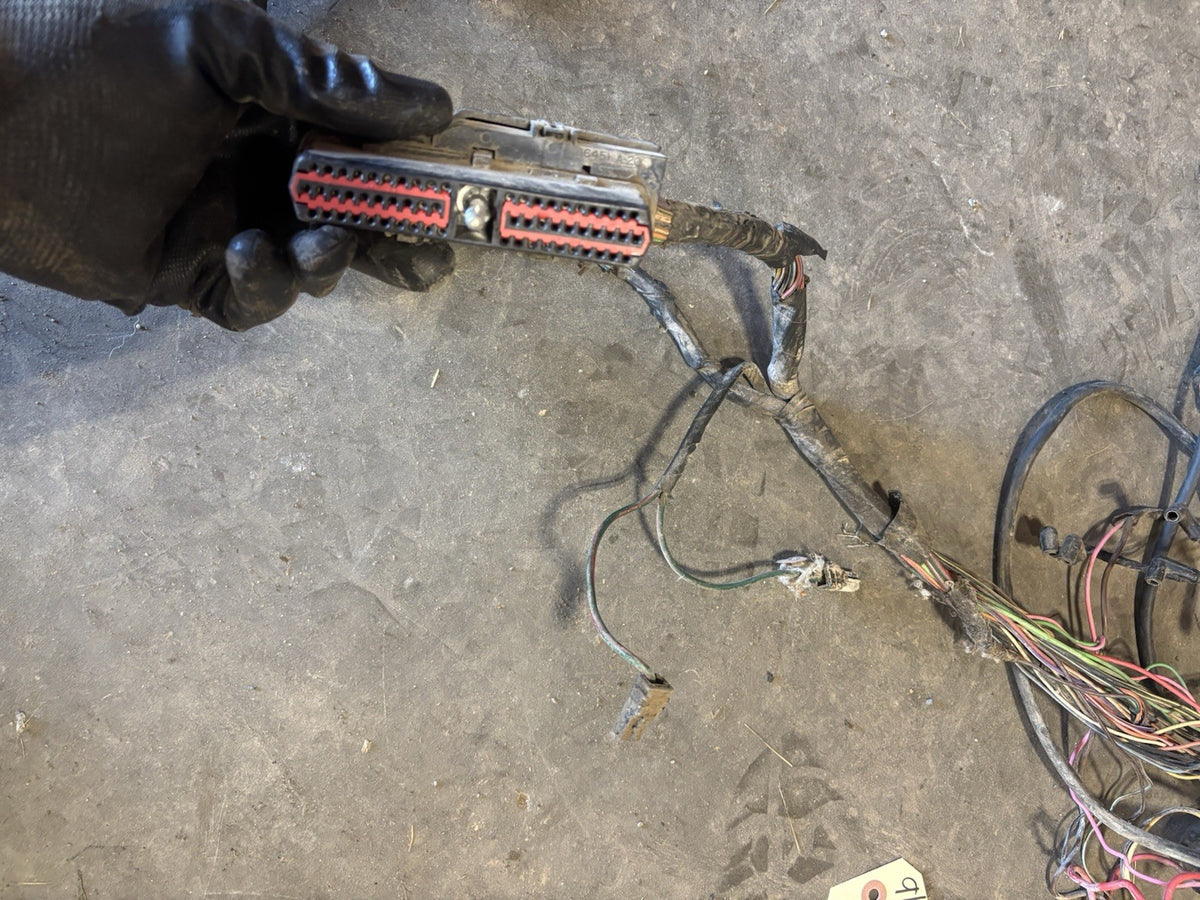 1991 .5 DODGE RAM 250 350 Intercooled CUMMINS ENGINE BAY WIRING HARNESS 56017330