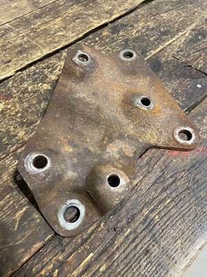 1ST GEN DODGE 1989 -1993 RAM 150 250 350 4X4 STEERING BOX BRACKET