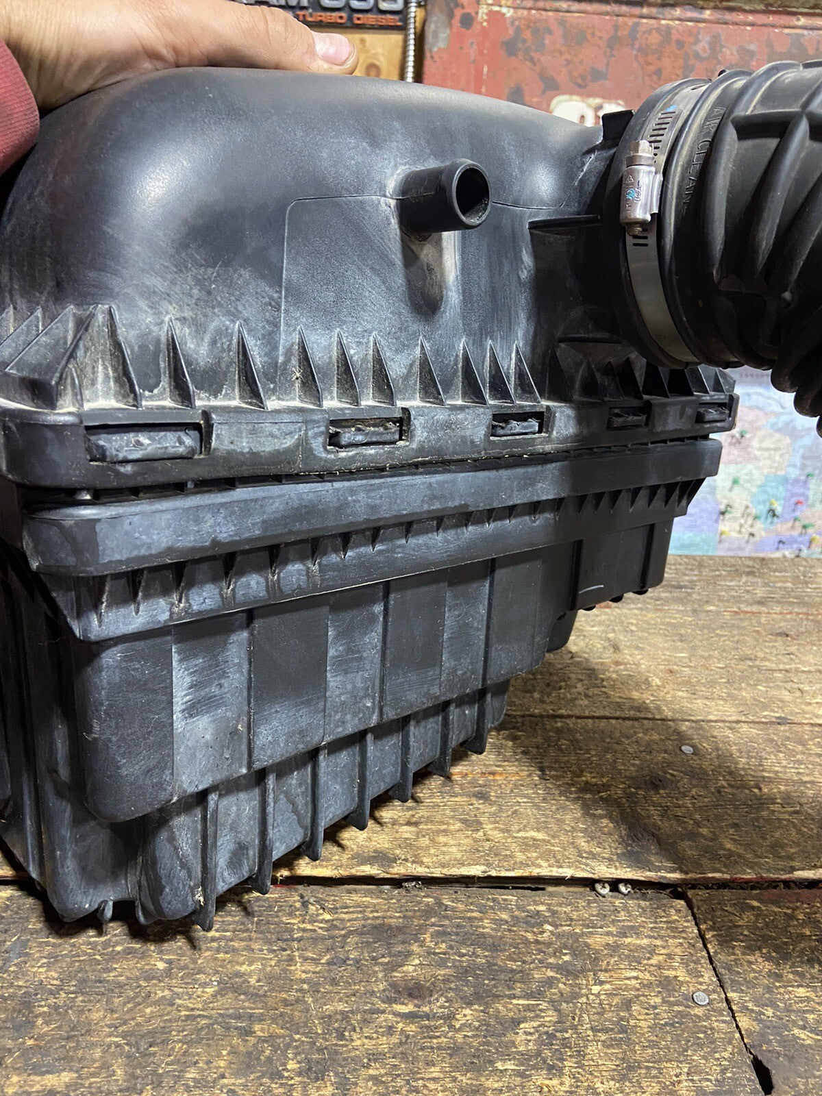 2006 - 2008 DODGE RAM 1500 2500 5.7L HEMI OEM AIR FILTER HOUSING INTAKE SET