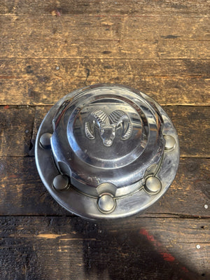 1994 - 2002 DODGE RAM 3500 REAR DUALLY WHEEL CENTER HUB CAP COVER 52038271