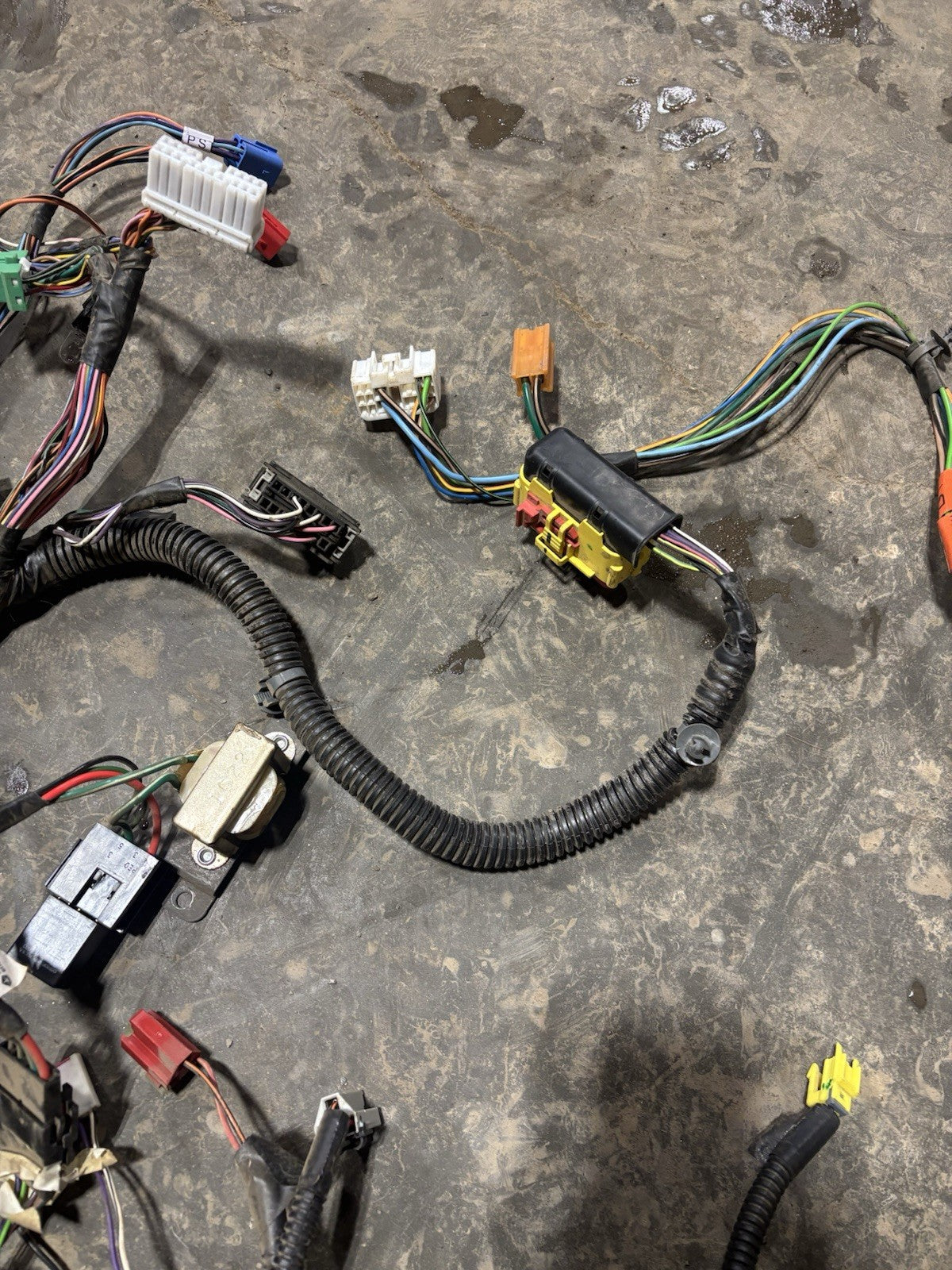 2000 -2002 DODGE RAM LARAMIE CUMMINS DASH WIRING HARNESS HEATED SEATS 56045361AI