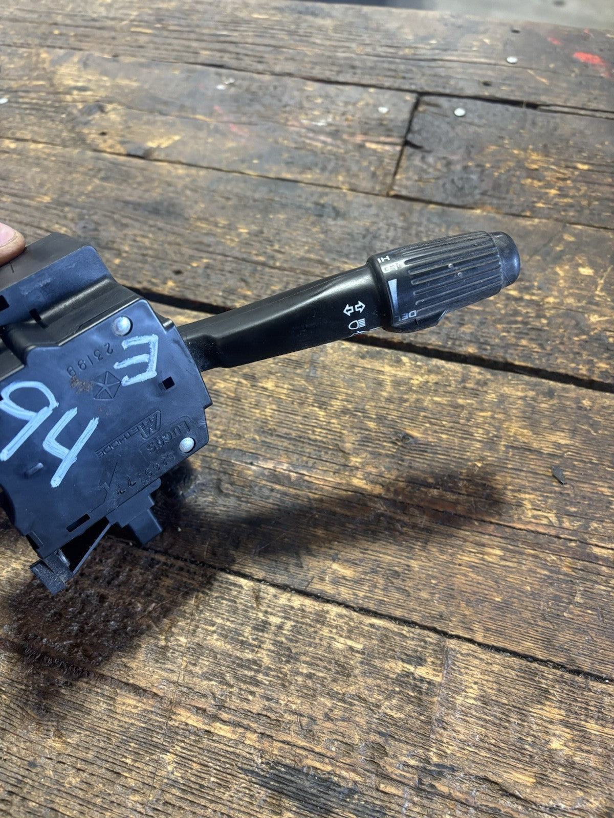 1994 -1997 DODGE RAM MULTIFUNCTION SWITCH SIGNAL WIPER CONTROL 5269377