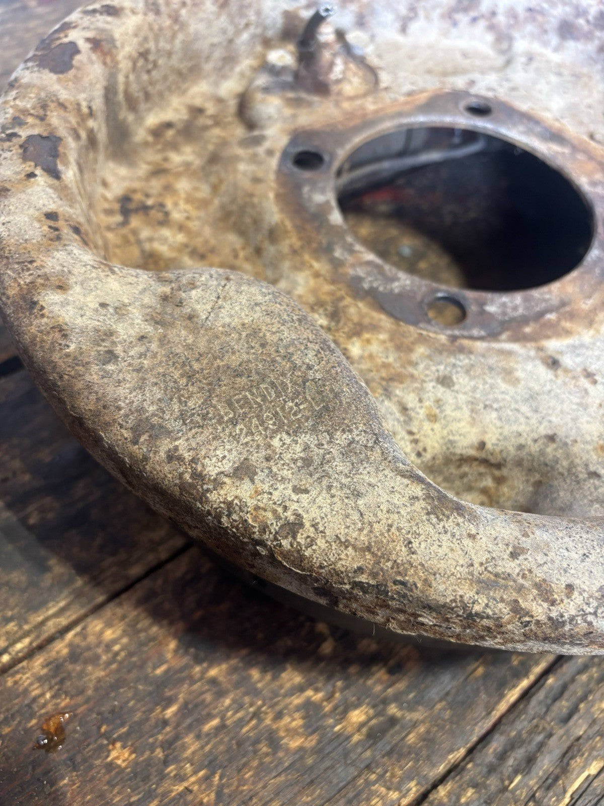 1989 -1993 1ST GEN DODGE RAM 350 DUALLY REAR BRAKE BACKING PLATE DRIVER 324912-L