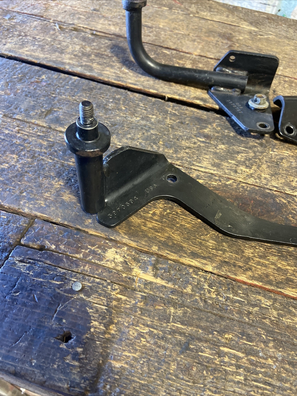 2004 .5 -2009 DODGE RAM 2500 3500 5.9L 6.7 CUMMINS ENGINE TO FAN SHROUD BRACKETS