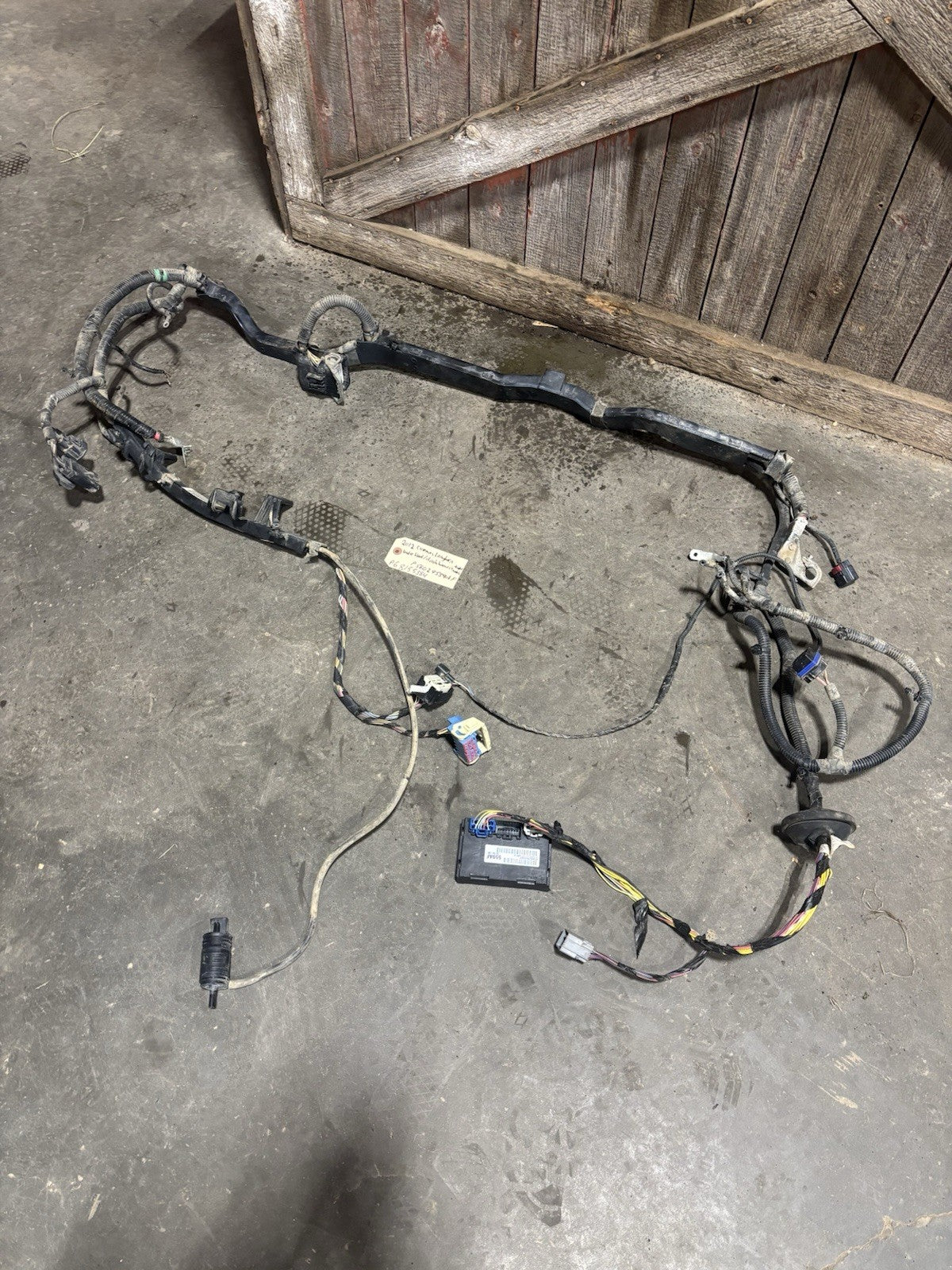 2012 RAM 2500 3500 CUMMINS UNDERHOOD DASH WIRING HARNESS TCASE MODULE 68155384AA