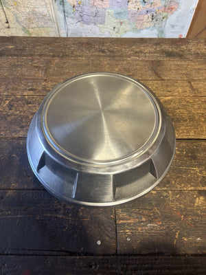 OEM 1989 - 1993 DODGE RAM 250 1ST GEN CUMMINS 2WD HUB CAP