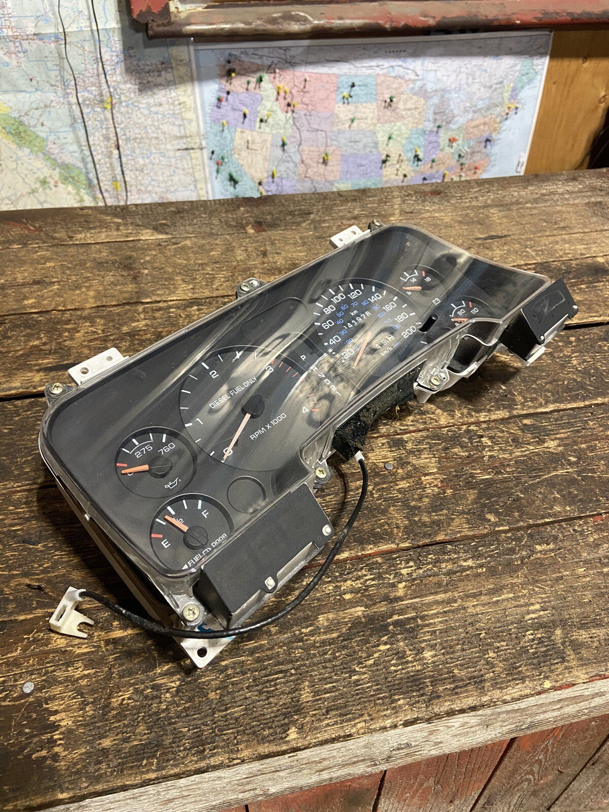 1994 - 1997 DODGE RAM 2500 3500 CUMMINS INSTRUMENT GAUGE CLUSTER 241KMS 56020114