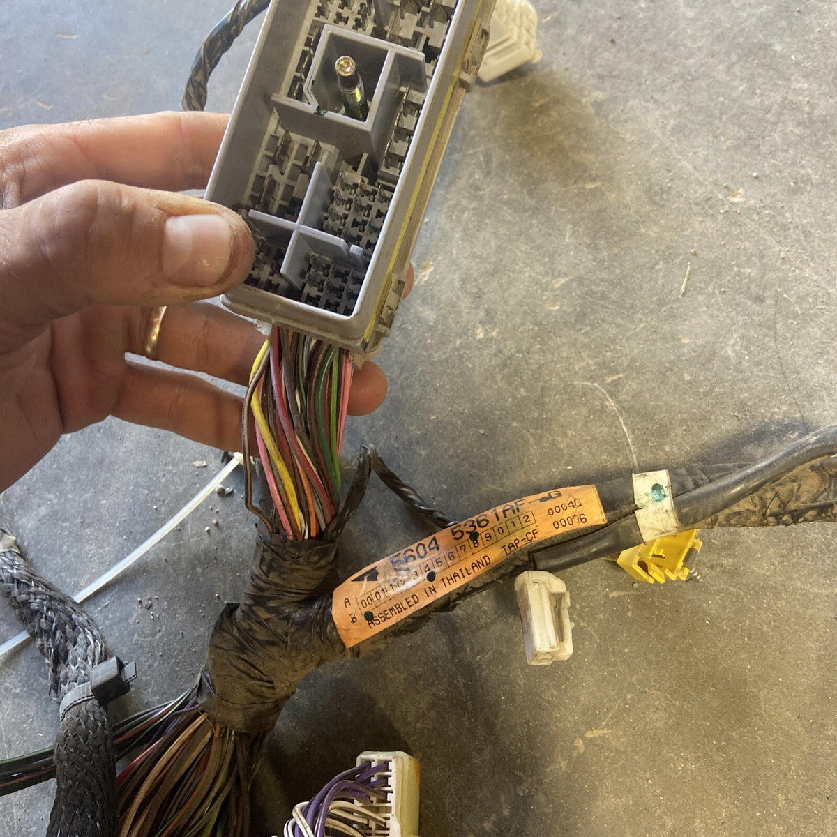 2000 - 2002 DODGE RAM CUMMINS MANUAL DASH WIRING HARNESS HEATED SEATS 56045361AF