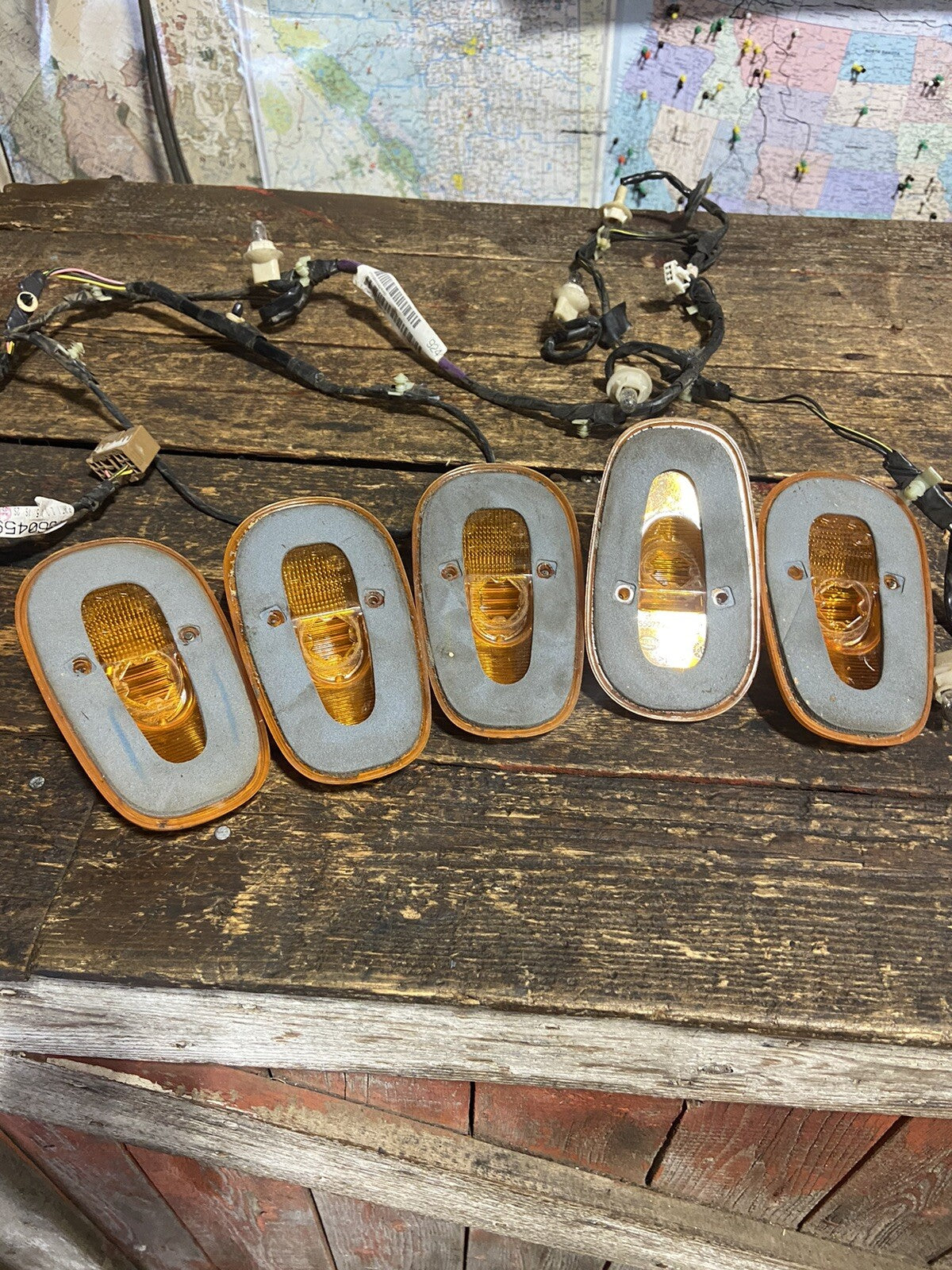 1999 - 2002 DODGE RAM 2500 3500 CAB CLEARANCE LIGHT SET &amp; HARNESS 56045924AB