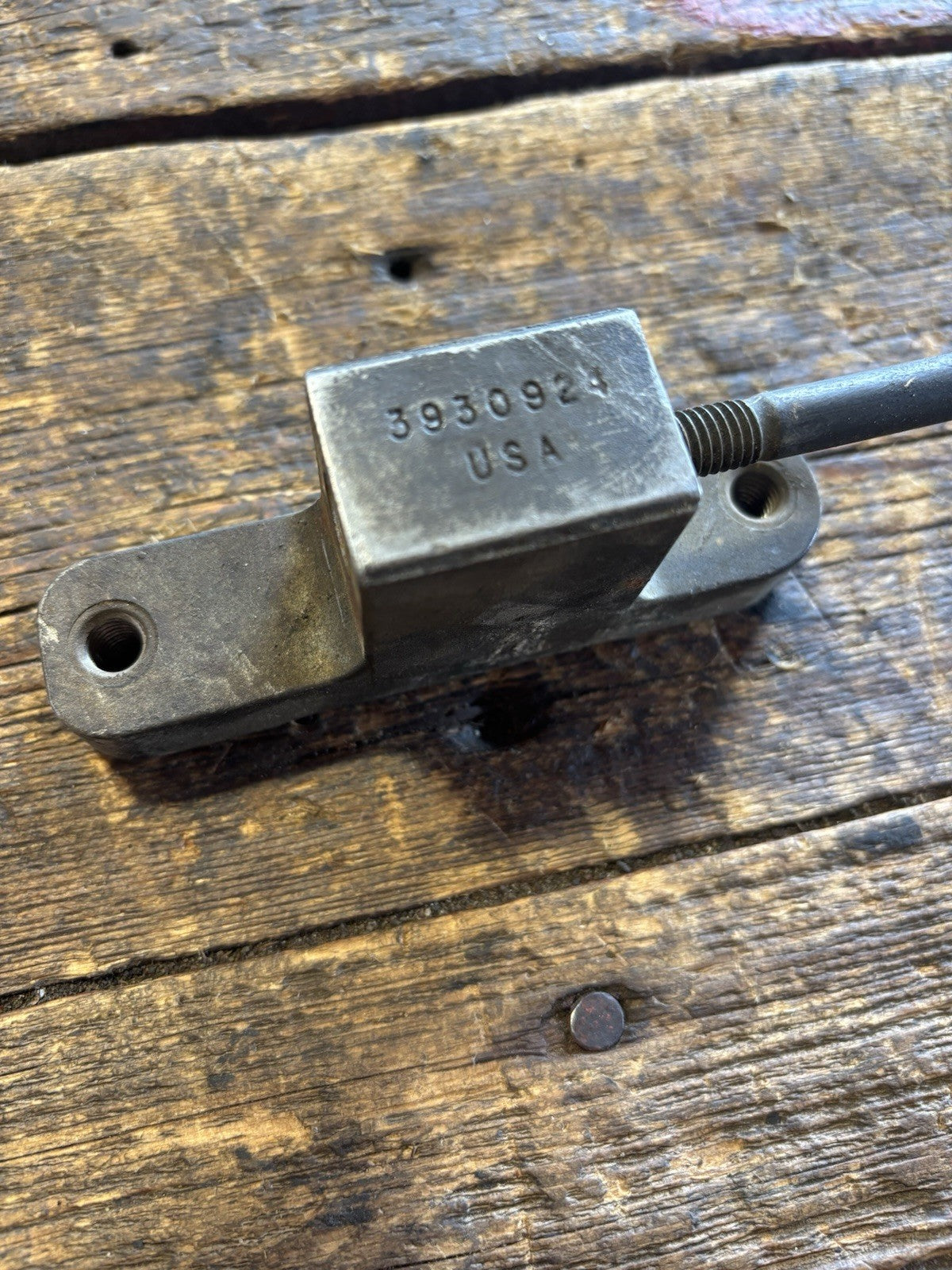 1994 - 1998 DODGE RAM P7100 PPUMP INJECTION PUMP MOUNT BRACKET 3930924