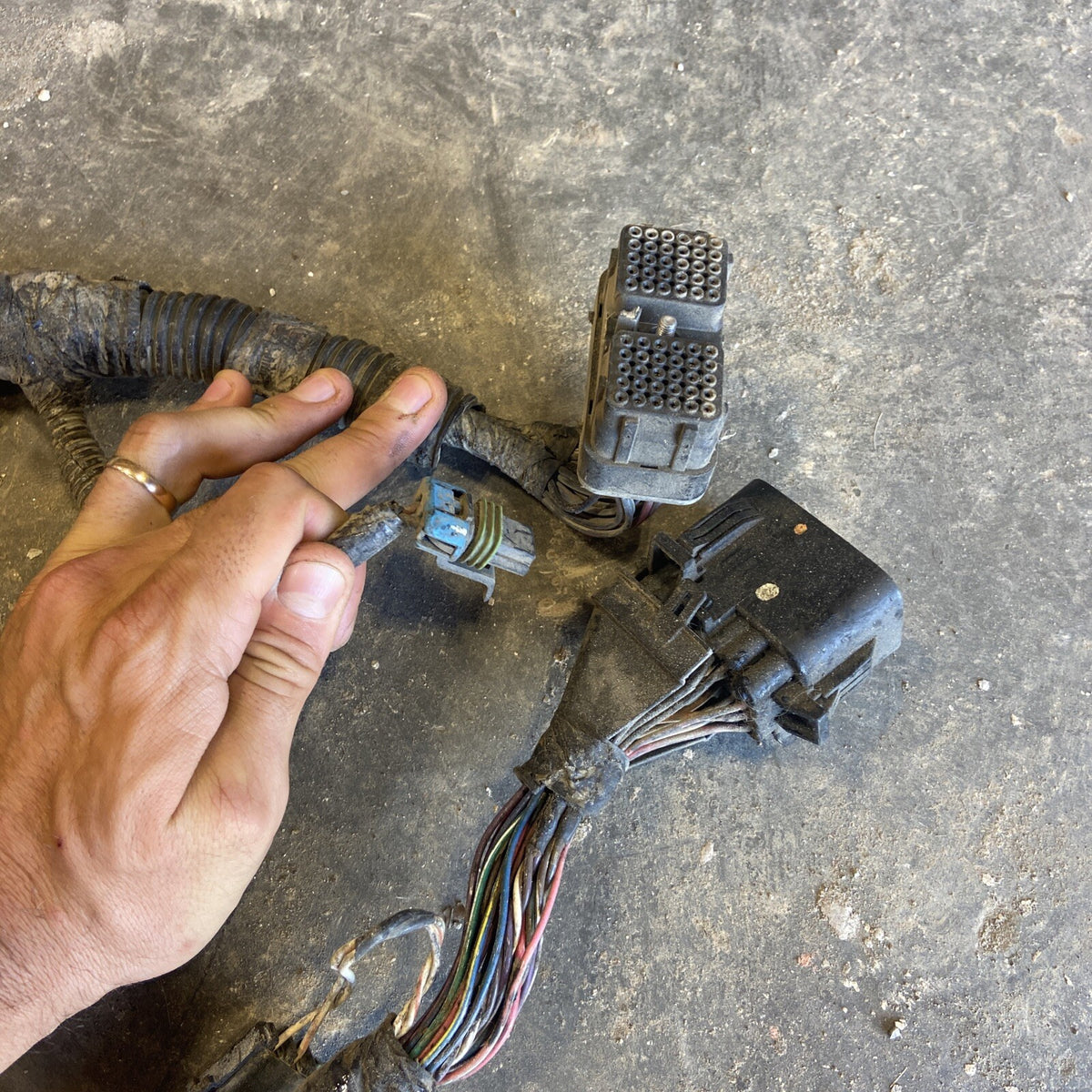 2008 DODGE RAM 2500 3500 6.7L ENGINE HARNESS AUTO TRANS 4980108 4946174 Cut Plug