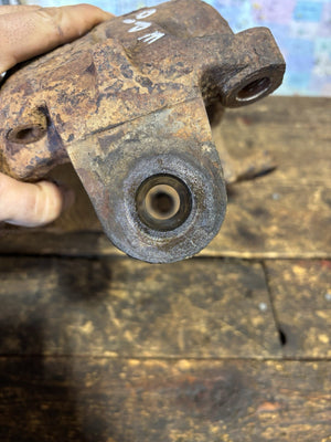 DANA 60 PASSENGER STEERING KNUCKLE 2000 - 2002 DODGE RAM 2500/3500 4X4