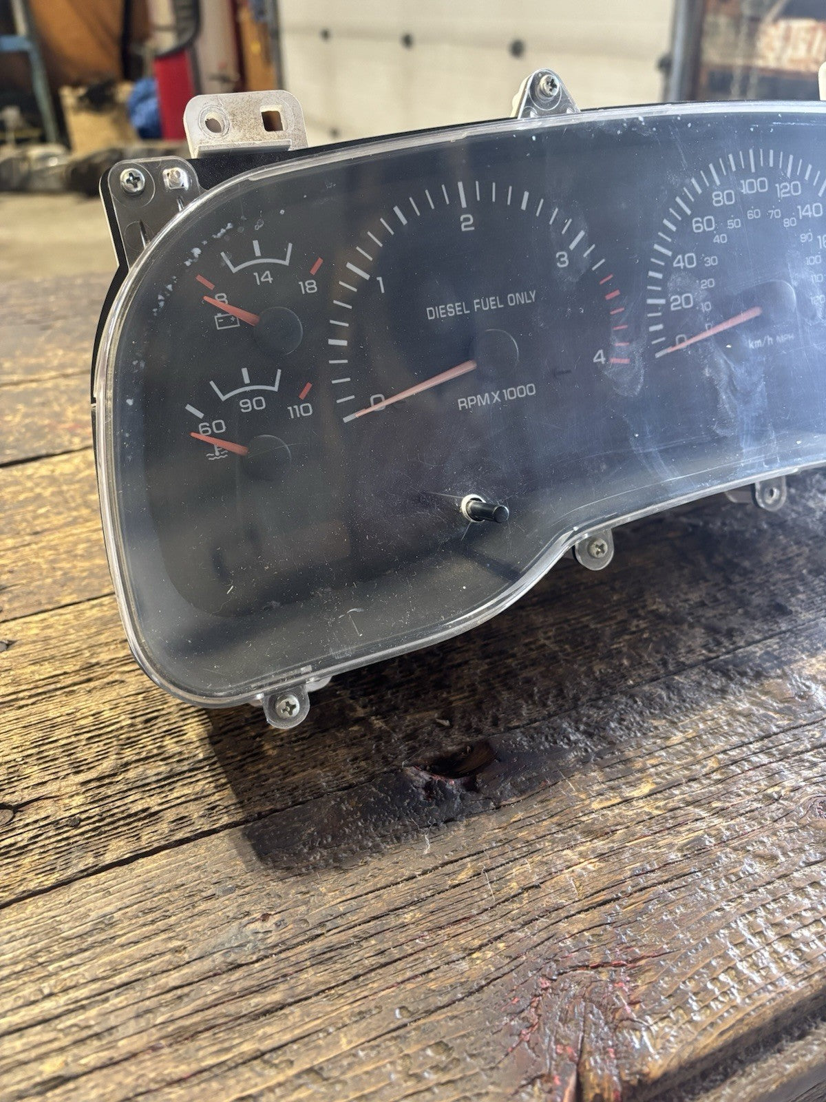 2001 2002 DODGE RAM 2500 3500 CUMMINS INSTRUMENT GAUGE CLUSTER 568km 56045790AD