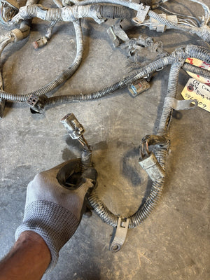 Early 2004 DODGE RAM CUMMINS ENGINE WIRING HARNESS PN 3965109