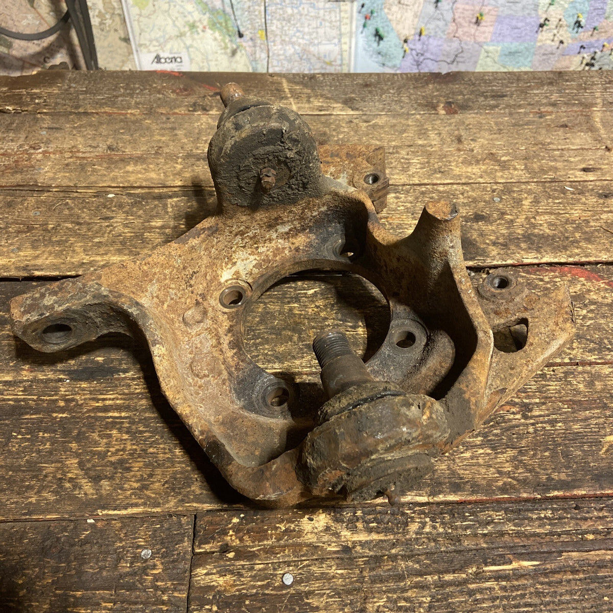 PASSENGER SIDE STEERING KNUCKLE DANA 60 94-98 DODGE RAM 2500/3500 TRUCKS D60