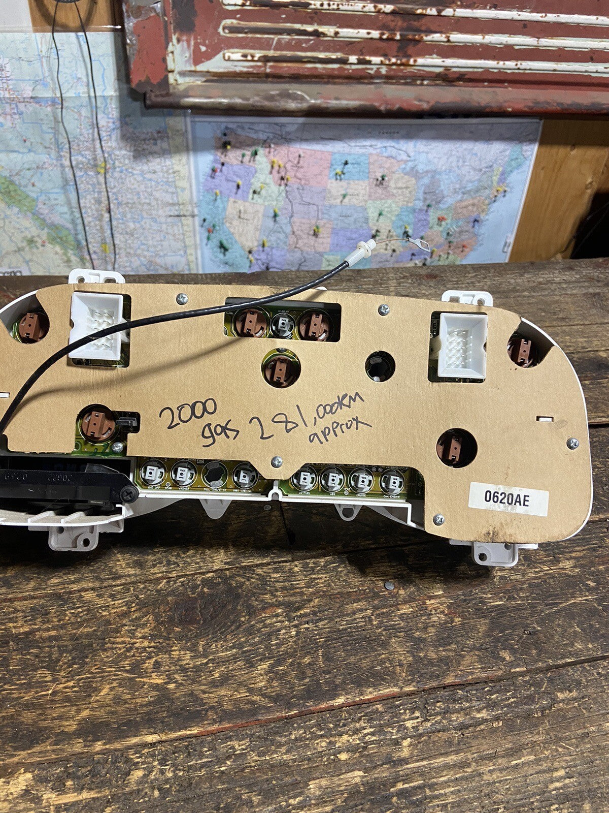 2000 DODGE RAM 1500 2500 3500 GAS AUTO INSTRUMENT GAUGE CLUSTER 281KMS 56020620