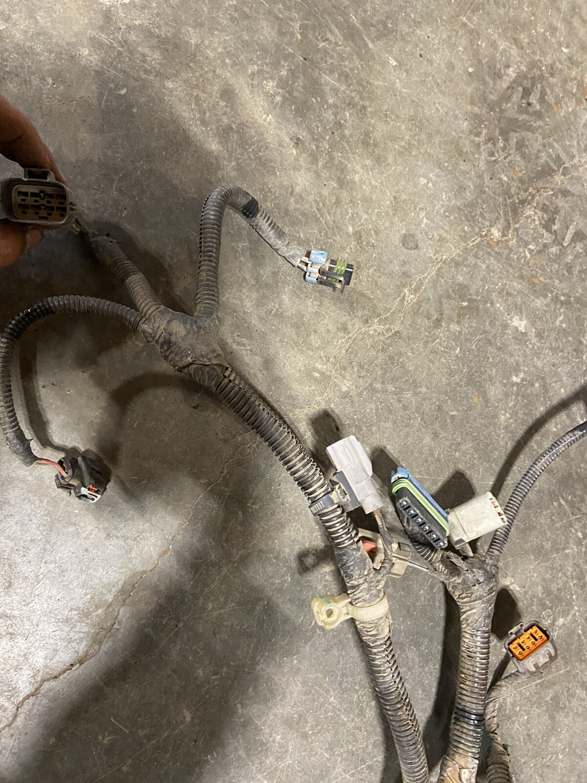 2010 DODGE RAM 2500 3500 6.7L CUMMINS FRONT HALF OF ENGINE HARNESS PN 5266138