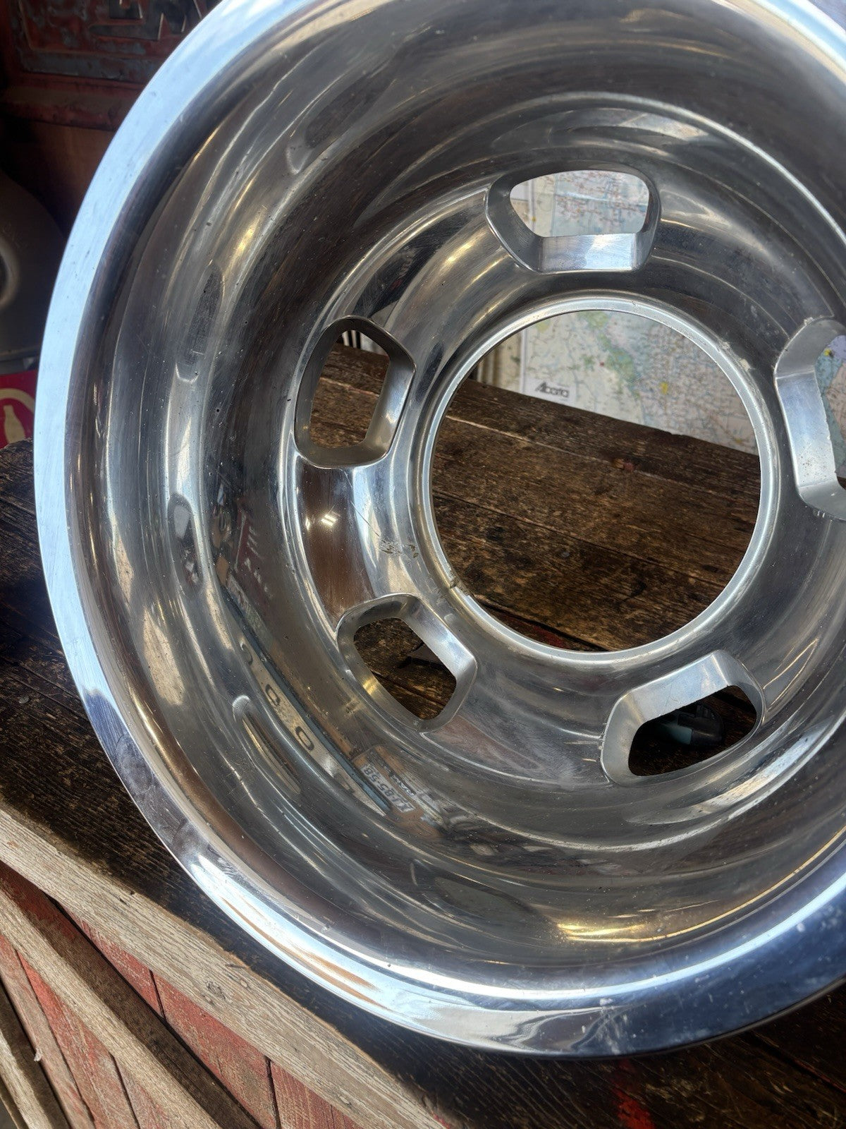 2003 - 2012 DODGE RAM 3500 DUALLY REAR HUB CENTER CAP DISH WHEEL COVER 52106882