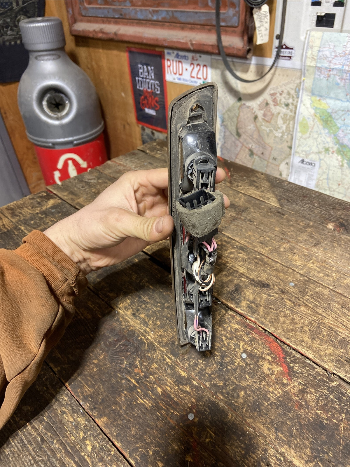 1994-2002 2ND GEN DODGE RAM 1500/2500/3500 3RD BRAKE LIGHT 