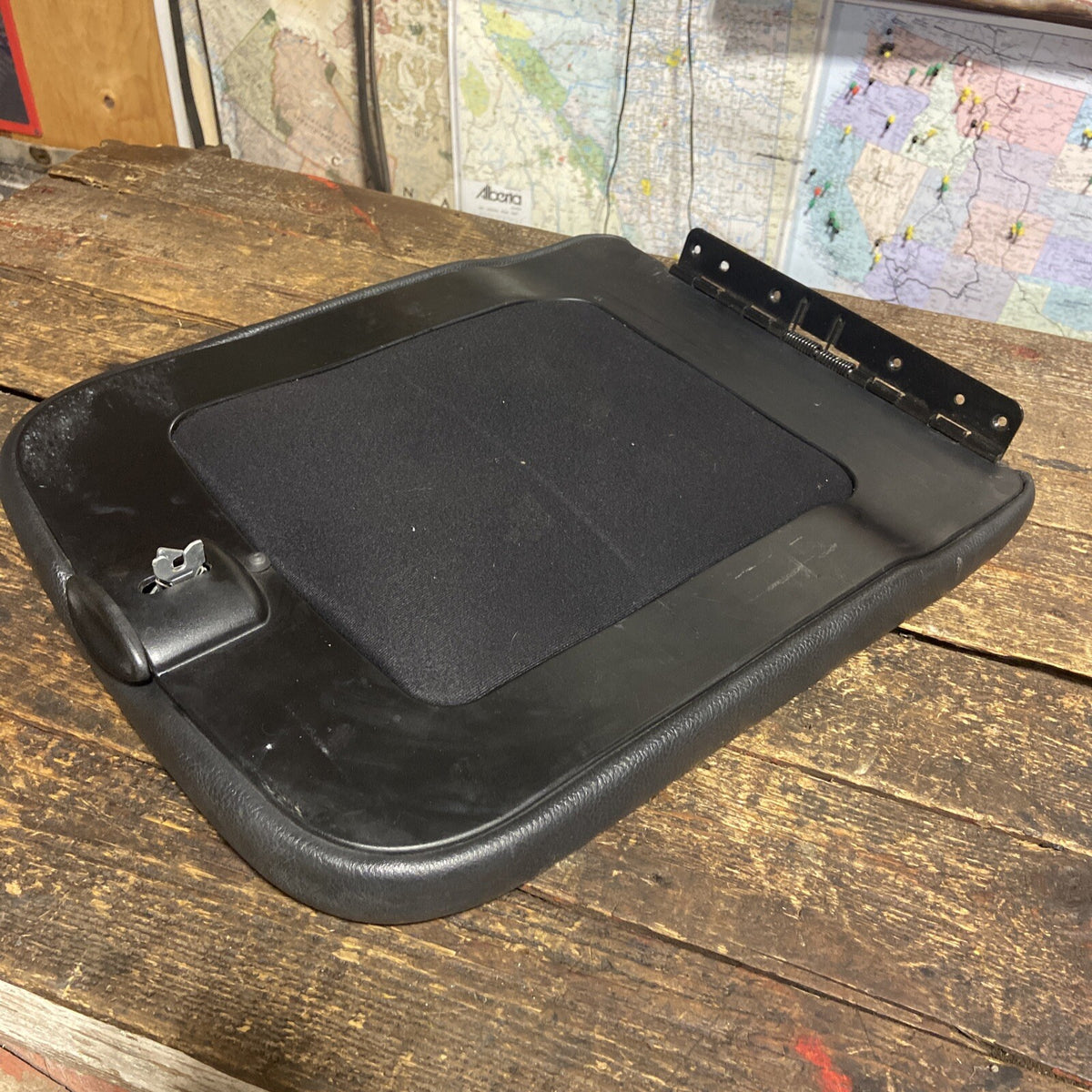 2003 2004 2005 DODGE RAM 1500 2500 3500 CUMMINS CENTER CONSOLE LID BLACK