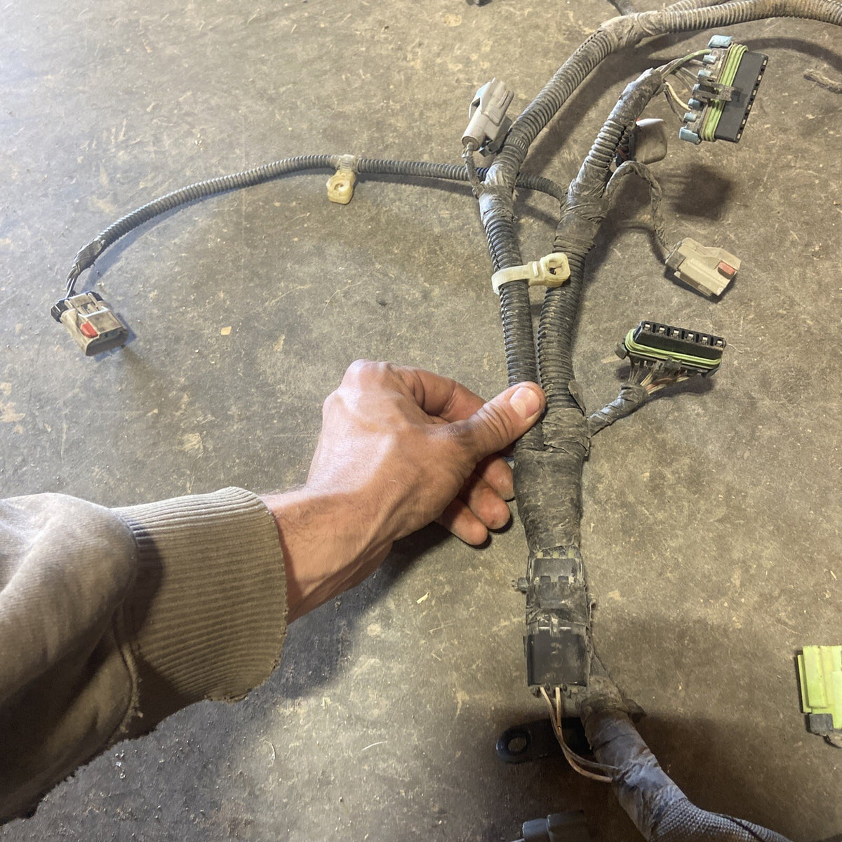 2010 DODGE RAM 2500 3500 6.7L CUMMINS ENGINE HARNESS PN 5266138